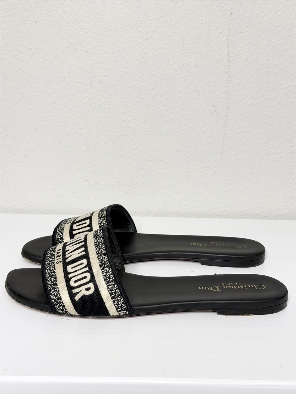 Christian Dior Dway Slide Sandals Black Ecru Logo Embroidered Size 40.5 - Picture 4 of 8